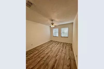 223 NW 34th Street, Gainesville, FL 32607 - Photo 11