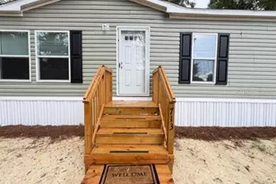 713 NE 3rd St, Chiefland, FL 32626 - Photo 3