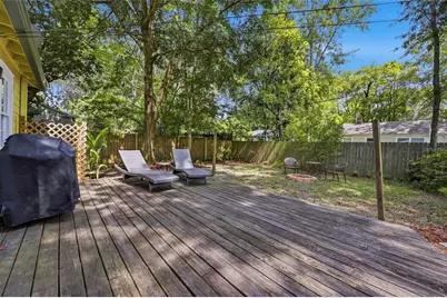 616 NW 8th Place, Gainesville, FL 32601 - Photo 23