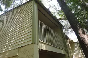 1015 SW 9th St, Gainesville, FL 32601 - Photo 11