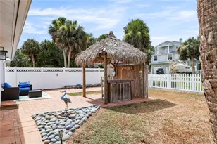 6814 Driftwood Dr, Hudson, FL 34667 - Photo 11