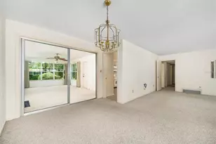 3919 SW 4th Pl, Gainesville, FL 32607 - Photo 11