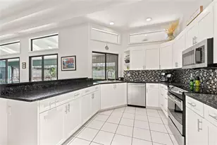 8959 SW 44th Ln, Gainesville, FL 32608 - Photo 9