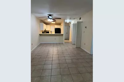 83 SE 16th Avenue #E102, Gainesville, FL 32601 - Photo 7