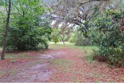 11519 SE 225th Drive, Hawthorne, FL 32640 - Photo 9