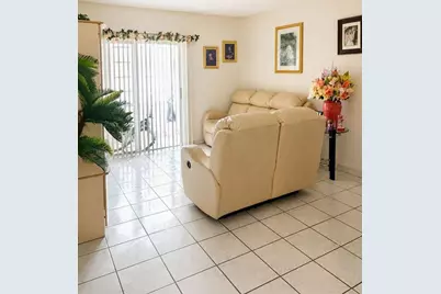110 Royal Palm Road #208, Hialeah Gardens, FL 33016 - Photo 3