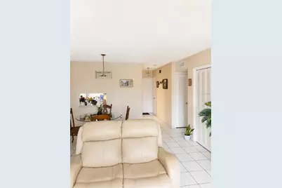 110 Royal Palm Road #208, Hialeah Gardens, FL 33016 - Photo 9
