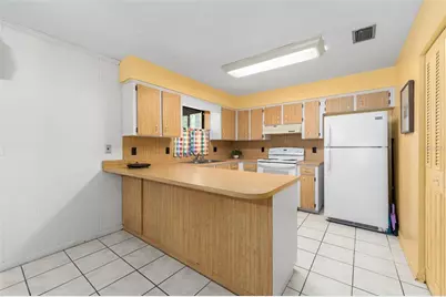 10503 NW 25th Place, Gainesville, FL 32606 - Photo 9
