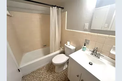 501 NW 15th Avenue #9, Gainesville, FL 32601 - Photo 5
