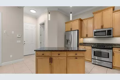 1852 NW 34th Street #24, Gainesville, FL 32605 - Photo 11
