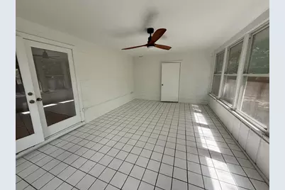 3929 SW 21st Street, Gainesville, FL 32608 - Photo 11