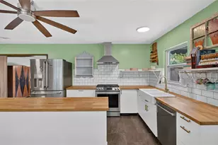 1805 NE 6th Ter, Gainesville, FL 32609 - Photo 7