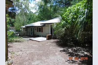 2105 NW 16th Terrace NW, Gainesville, FL 32605 - Photo 17