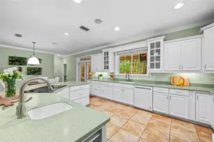 3883 SW 21st Dr, Gainesville, FL 32608 - Photo 13