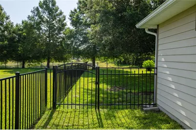 8123 NW 51st Drive, Gainesville, FL 32653 - Photo 15