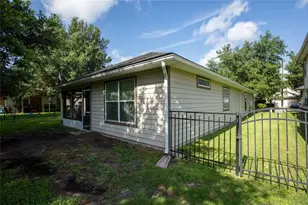 8123 NW 51st Dr, Gainesville, FL 32653 - Photo 13