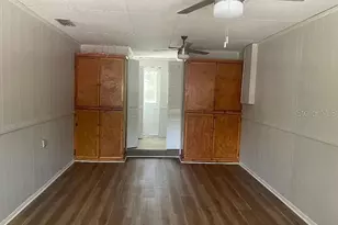 1701 NE 28th St, Gainesville, FL 32609 - Photo 11