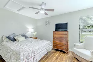 4460 SW 20th Ln, Gainesville, FL 32607 - Photo 17