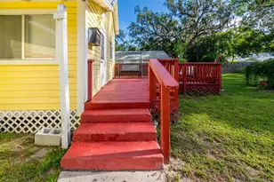 404 NE 2nd St, Trenton, FL 32693 - Photo 9