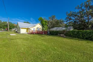 404 NE 2nd St, Trenton, FL 32693 - Photo 15