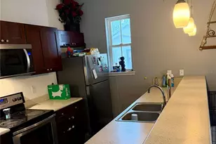 727 NW 4th Ave, Gainesville, FL 32601 - Photo 9