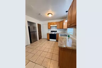 2614 SW 31st Place #B, Gainesville, FL 32608 - Photo 5