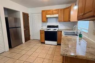 2614 SW 31st Pl, Gainesville, FL 32608 - Photo 5