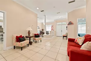 2015 NW 89 Dr, Gainesville, FL 32606 - Photo 7