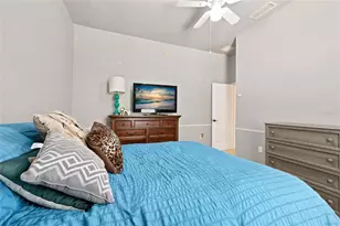 2015 NW 89 Dr, Gainesville, FL 32606 - Photo 23