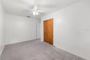 4156 NW 10th St, Gainesville, FL 32609 - Photo 13