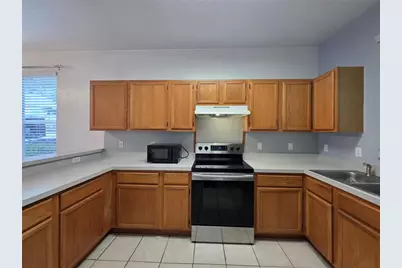 4415 SW 34th St #410, Gainesville, FL 32608 - Photo 9