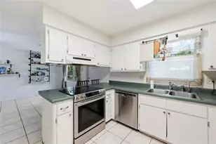 4628 NW 40 St, Gainesville, FL 32606 - Photo 7