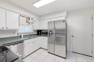 4628 NW 40 St, Gainesville, FL 32606 - Photo 13