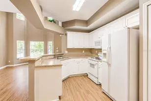 4946 NW 1st Pl, Gainesville, FL 32607 - Photo 9