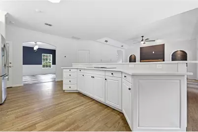 11121 NW 15th Place, Gainesville, FL 32606 - Photo 17