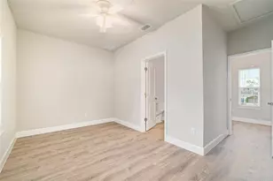622 NW 3rd Ave, Gainesville, FL 32601 - Photo 9