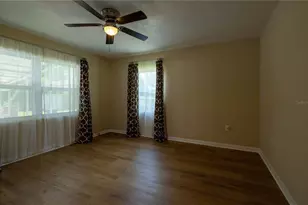 298 N Court St, Bronson, FL 32621 - Photo 11