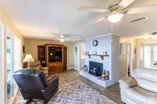 120 Little Orange Lake Dr, Hawthorne, FL 32640 - Photo 11