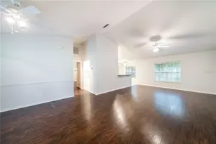7136 SW 81st Dr, Gainesville, FL 32608 - Photo 7