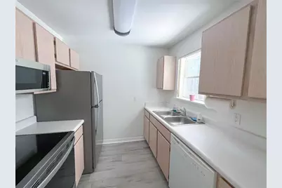2360 SW Archer Road #206, Gainesville, FL 32608 - Photo 7