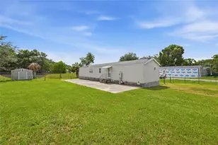 6750 NE 1st Pl, Ocala, FL 34470 - Photo 1