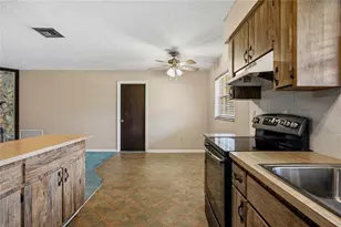 1868 NE 29th St, Ocala, FL 34479 - Photo 15