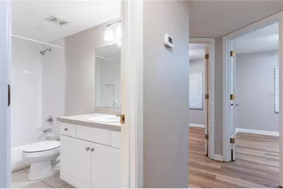 501 SW 75th Street #D13, Gainesville, FL 32607 - Photo 23