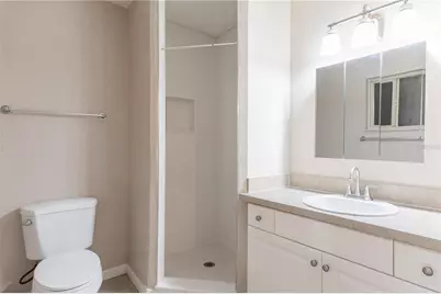 501 SW 75th Street #D13, Gainesville, FL 32607 - Photo 17