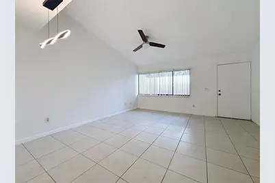 2508 SW 35th Place #A6, Gainesville, FL 32608 - Photo 5