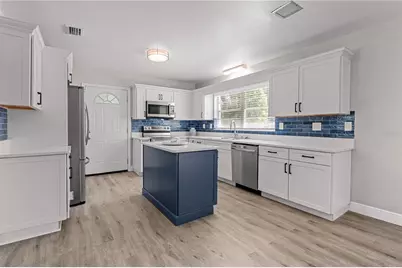 121 NW 29th St, Gainesville, FL 32607 - Photo 13