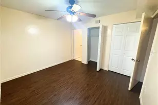 109 SE 16th Ave, Gainesville, FL 32601 - Photo 11