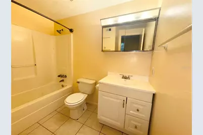 109 SE 16th Avenue #Q101, Gainesville, FL 32601 - Photo 9