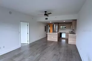 16385 Biscayne Blvd, North Miami Beach, FL 33160 - Photo 9