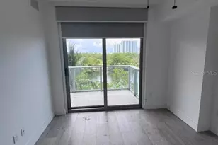 16385 Biscayne Blvd, North Miami Beach, FL 33160 - Photo 11